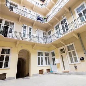https://apartman-4-you-westend.inbudapesthotels.com